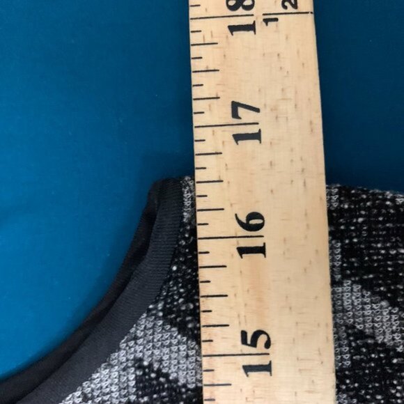 Theory Nikay Porter Check Houndstooth Flare Dress - Picture 7 of 8